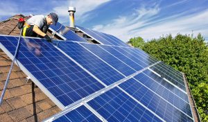 Service d'installation de photovoltaïque et tuiles photovoltaïques à Camors
